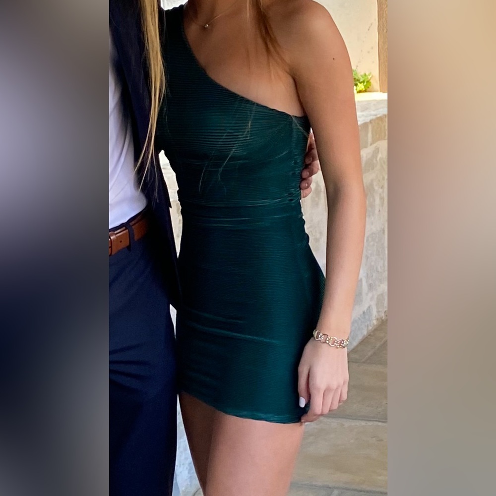 Lucy in the sky one shoulder mini dress!!!
